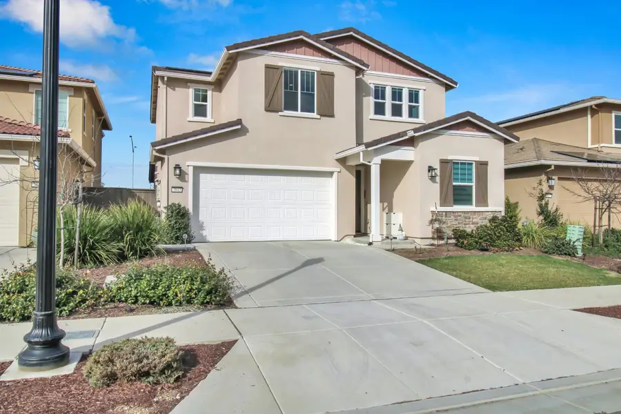 3843 Stanwick Avenue, Sacramento, CA 95835 - #2