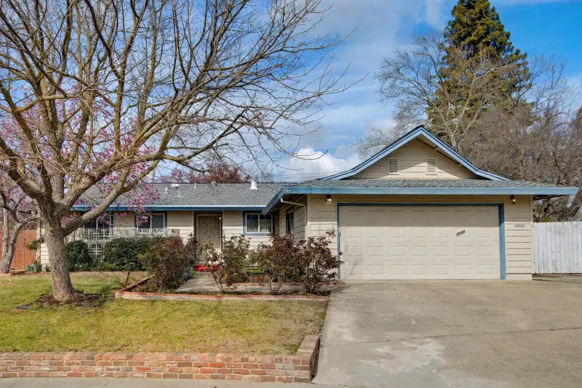 7301 Circlet Way, Citrus Heights, CA 95621 - #1