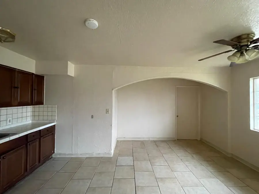 441 Lime Avenue, Los Banos, CA 93635 - #2