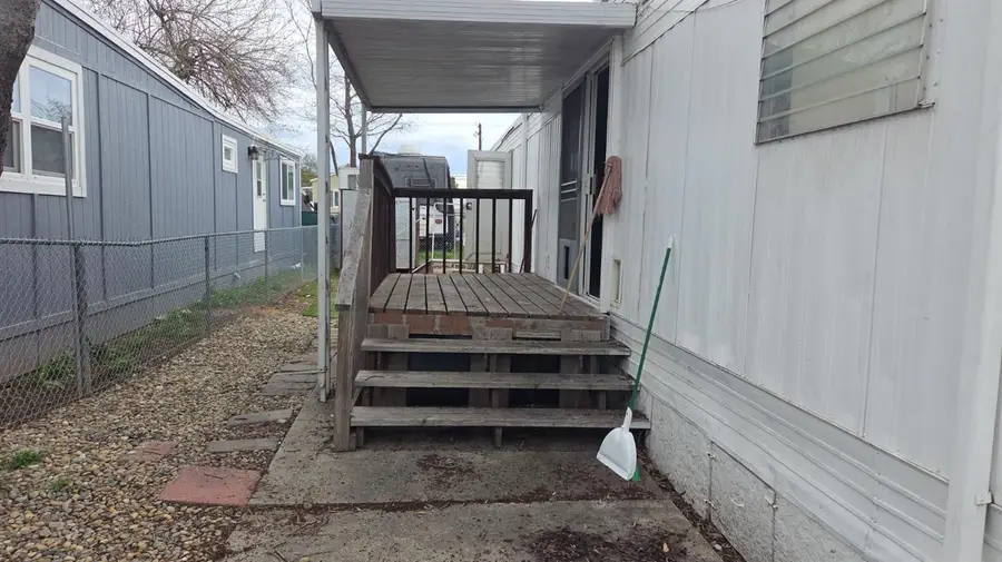 5050 Roseville Road #6-10, North Highlands, CA 95660 - #3