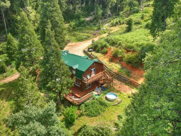 18801 Sages Road, Nevada City, CA 95959