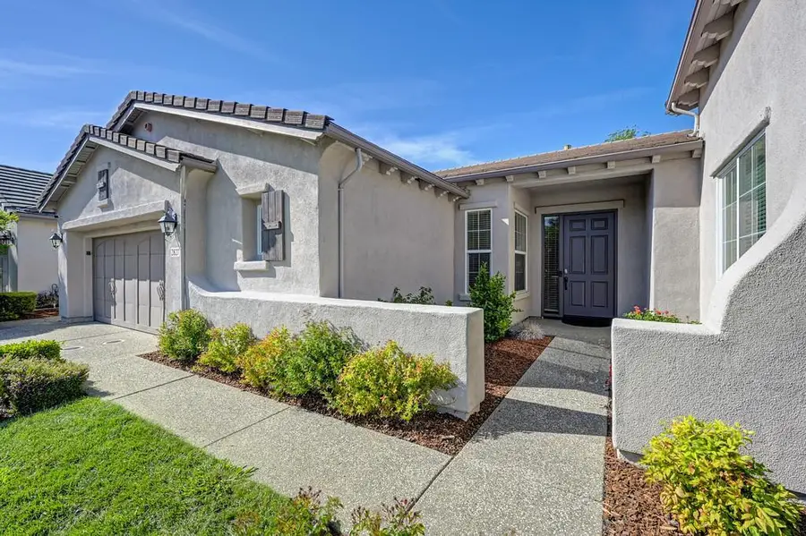 2827 Rockaway Lane, Sacramento, CA 95835 - #2