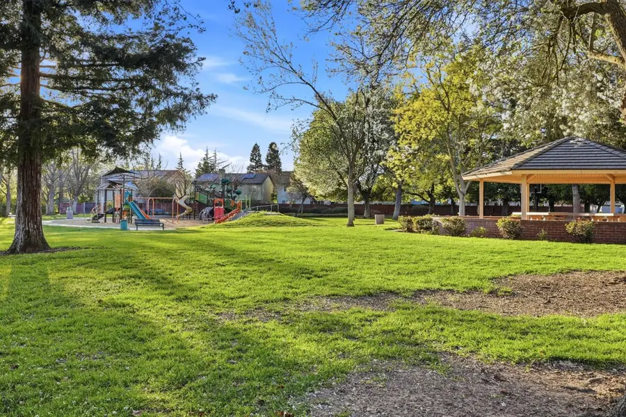 9076 Glenbury Court, Elk Grove, CA 95624 - #3