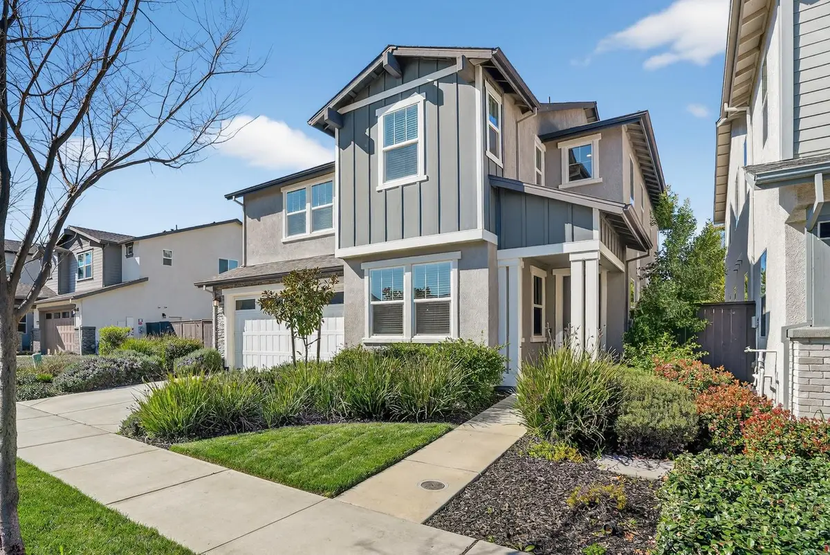 2719 E Alcove Way, Sacramento, CA 95833 - #1