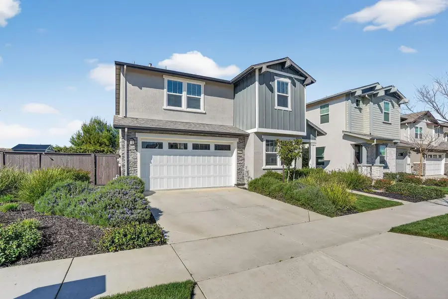 2719 E Alcove Way, Sacramento, CA 95833 - #3