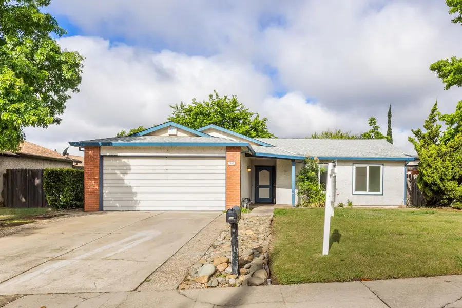 7537 Stoneridge Way, Citrus Heights, CA 95621 - #3