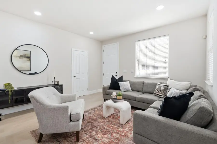 5418 Shennecock Way, Sacramento, CA 95835 - #2