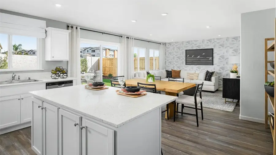 139 Soaring Drive, Lathrop, CA 95330 - #3