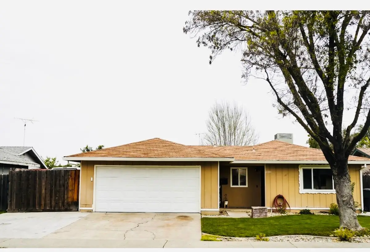 2101 NE Milford Lane, Modesto, CA 95355 - #1