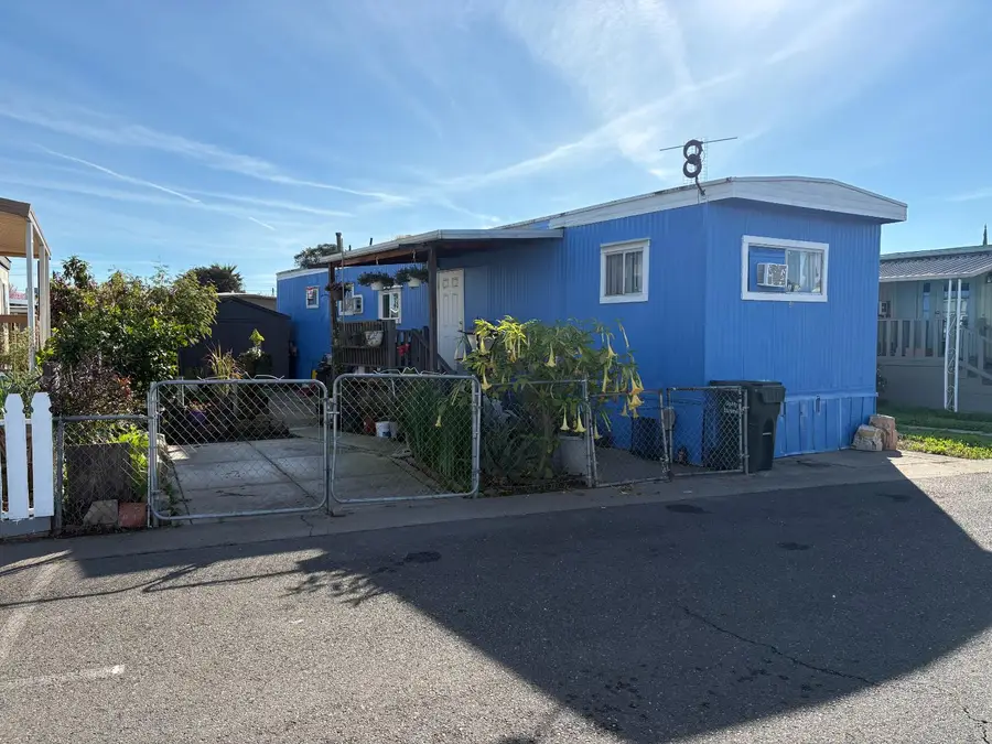 6435 Orange Avenue #13 C, Sacramento, CA 95823 - #2