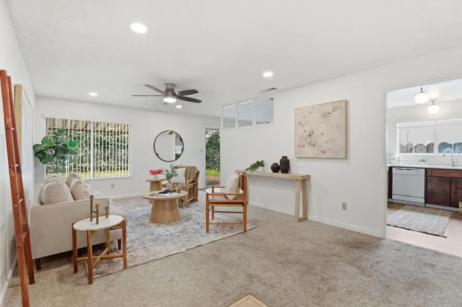 2701 Dorine Way, Sacramento, CA 95833 - #3