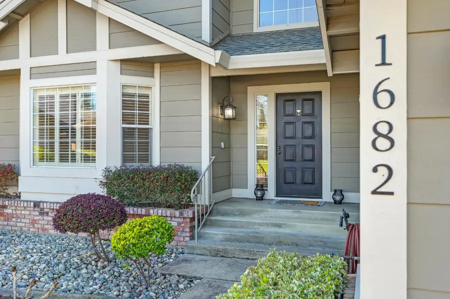 1682 Chilton Drive, Roseville, CA 95747 - #3