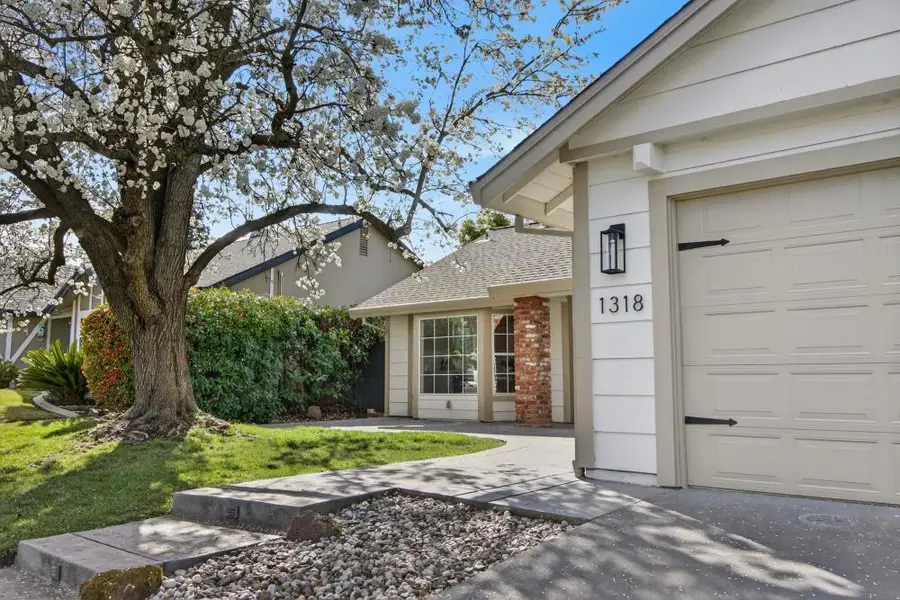 1318 Rolling Hills Drive, Roseville, CA 95661 - #2