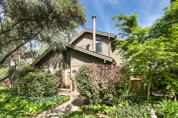 5902 Oak Avenue, Carmichael, CA 95608