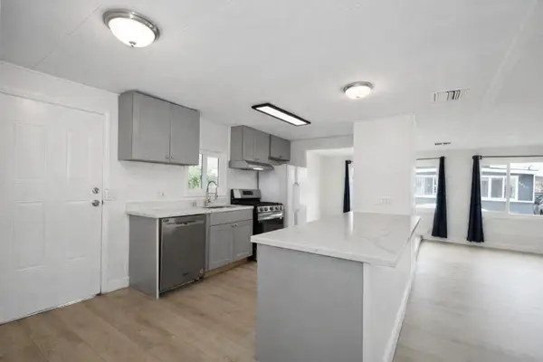 5042 Williamsburg Lane, North Highlands, CA 95660