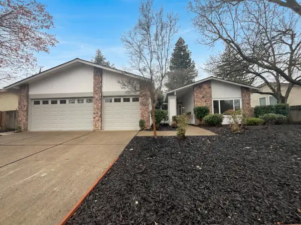1005 Cottonwood Drive, Roseville, CA 95661