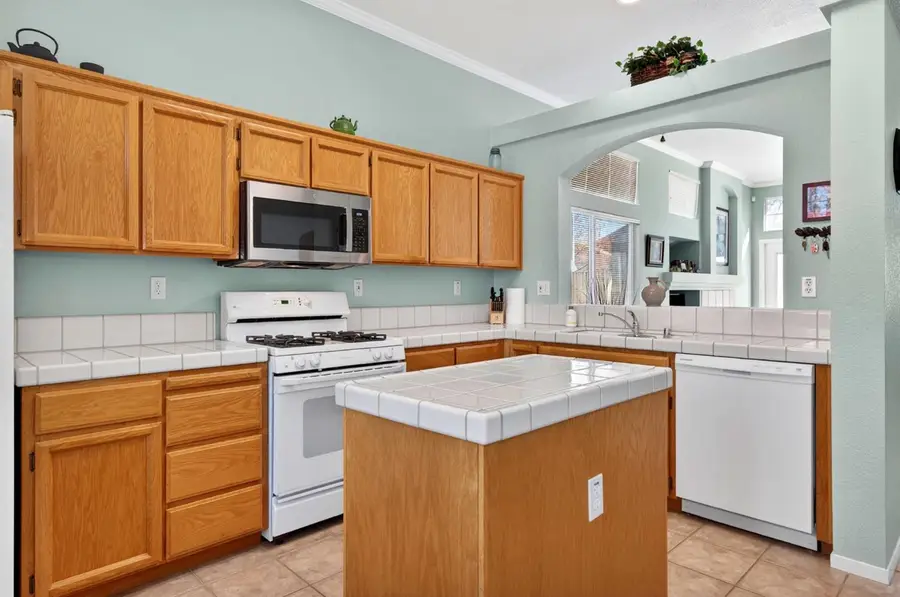 8897 Carmel Plaza Way, Elk Grove, CA 95758 - #3