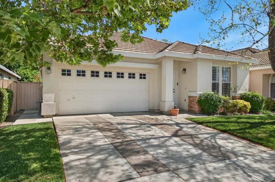9393 Canmoor Circle, Elk Grove, CA 95758 - #2