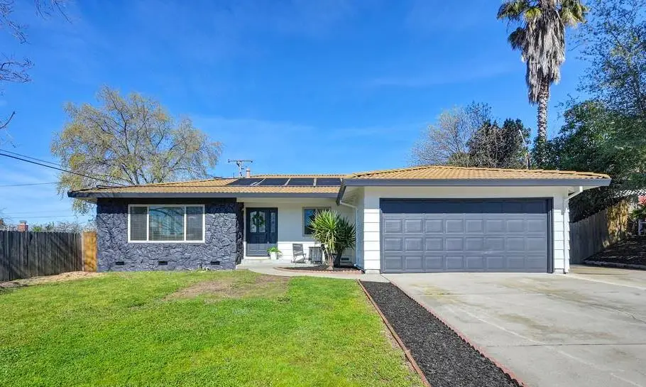 6211 Longmont Way, Carmichael, CA 95608 - #1