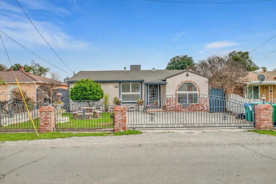 734 S Olive Avenue, Stockton, CA 95215 - #2