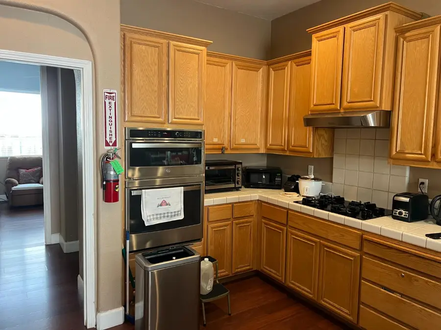 5712 Herbal Way, Sacramento, CA 95835 - #3