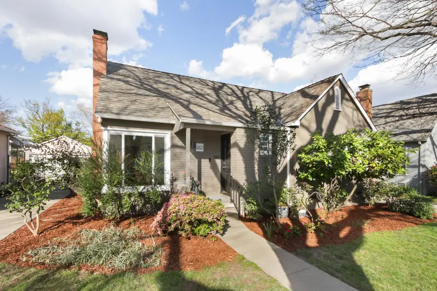 963 Robertson Way, Sacramento, CA 95818 - #2