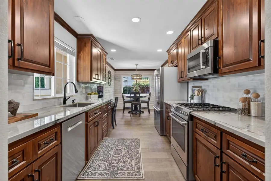 940 Perkins Court, El Dorado Hills, CA 95762 - #3