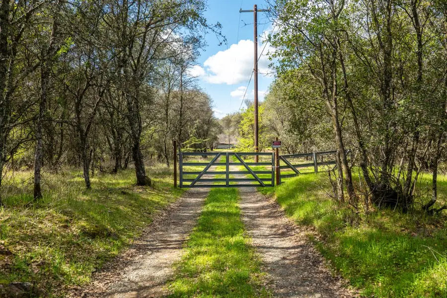 10925 Joeger Road, Auburn, CA 95602 - #3