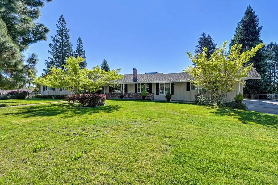 6730 Lakeview Drive, Carmichael, CA 95608 - #2