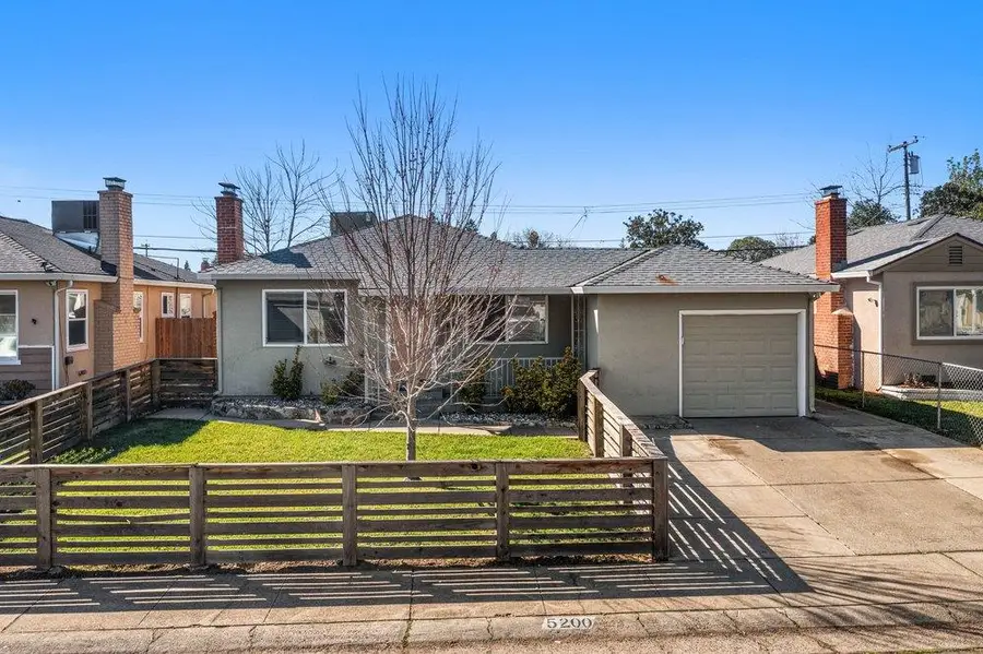 5200 Whittier Drive, Sacramento, CA 95820 - #2
