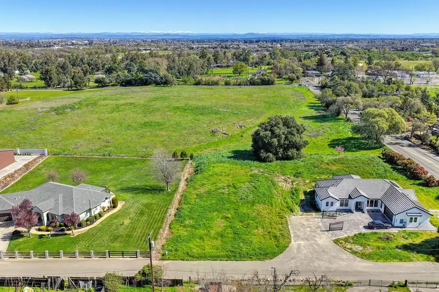 9411 Rawhide Lane, Roseville, CA 95747 - #2