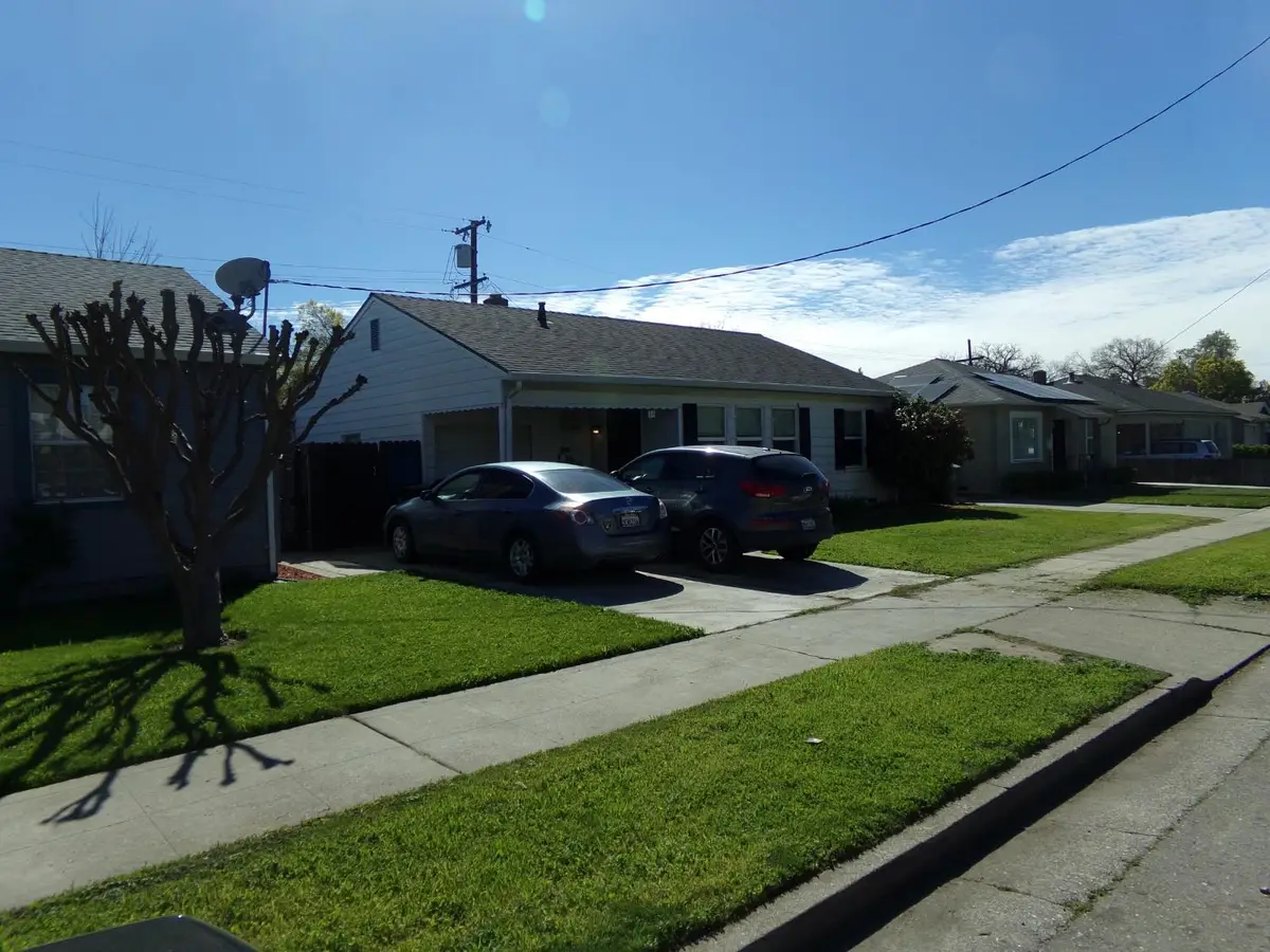 44 W Alpine Avenue, Stockton, CA 95204 - #1