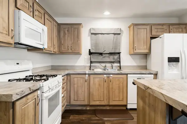 88 Village Circle, Sacramento, CA 95838