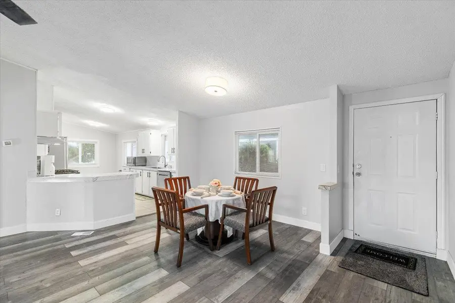 5901 Newbrook Circle #117, Riverbank, CA 95367 - #3