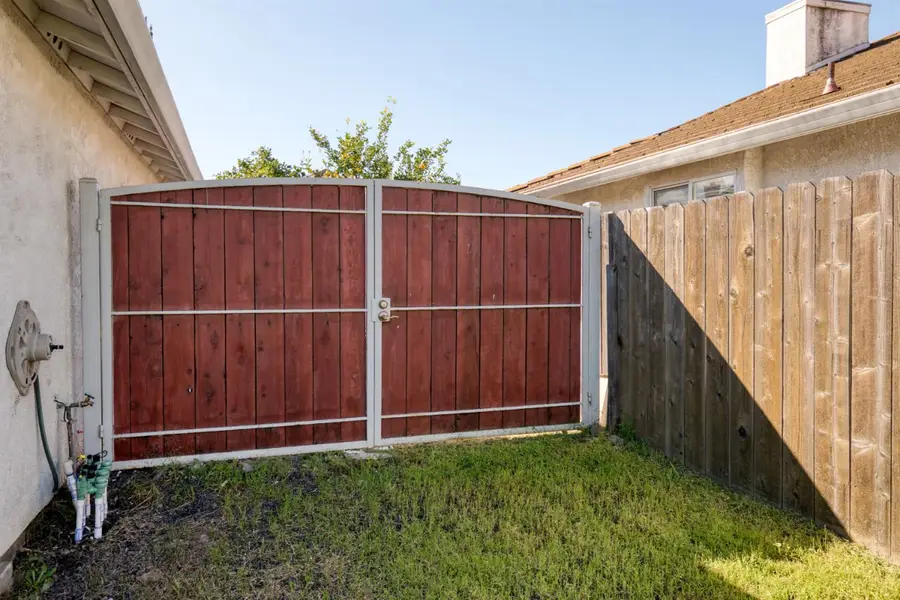 2300 Park East Drive, Modesto, CA 95351 - #3