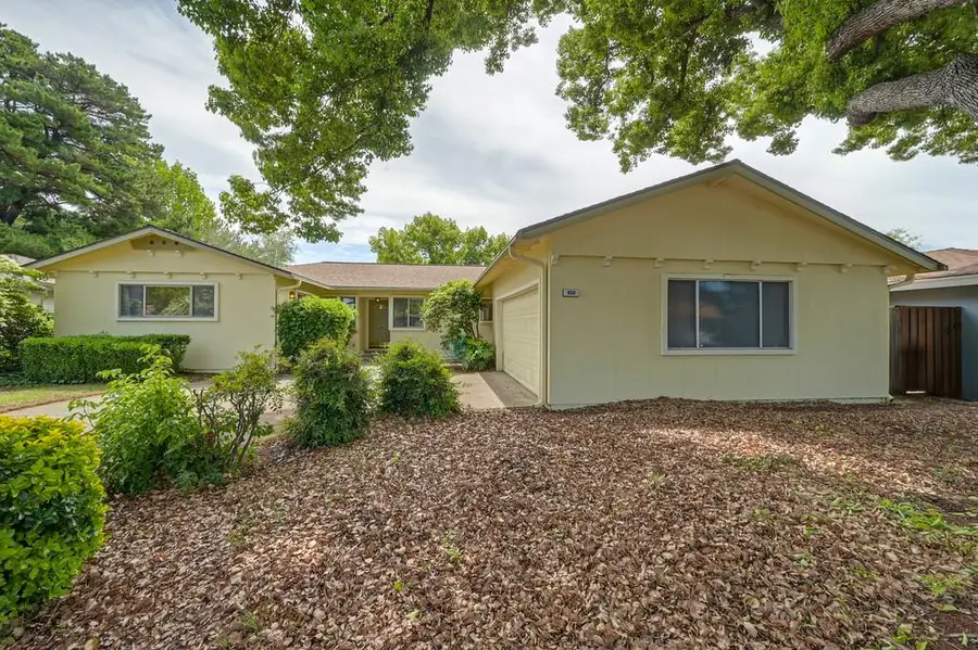 950 Trestle Glen Way, Sacramento, CA 95831 - #2