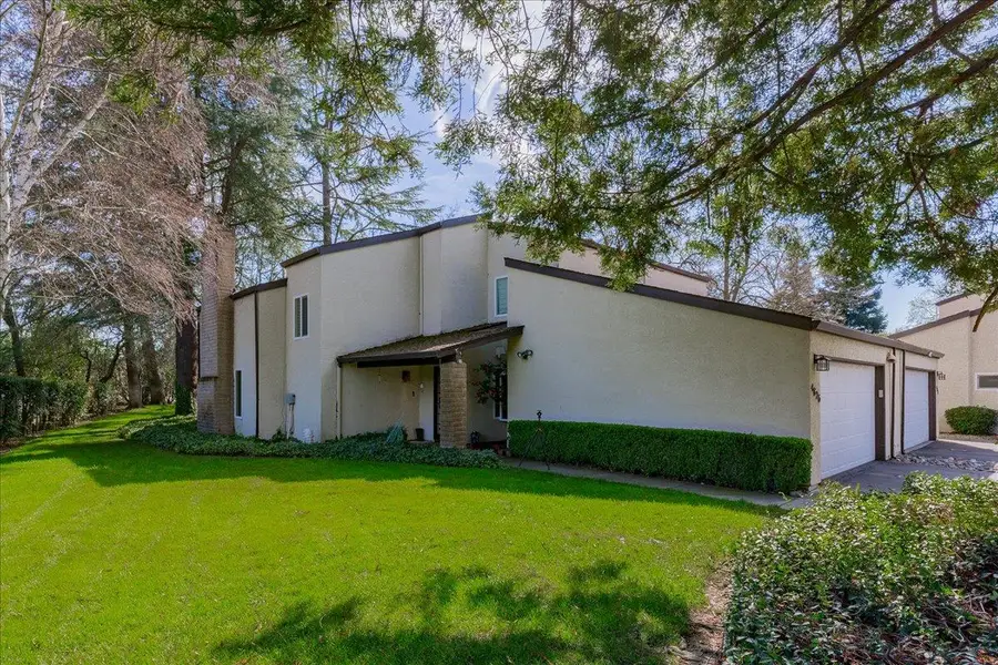 4826 Garden Homes Place, Elk Grove, CA 95758 - #3