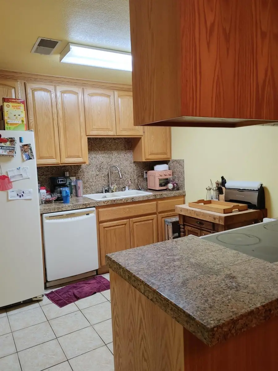 2312 St James Place, Modesto, CA 95350 - #3