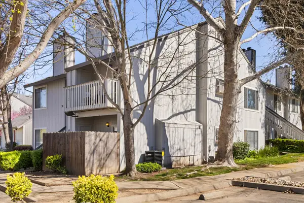 4839 Vir Mar Street #33, Fair Oaks, CA 95628