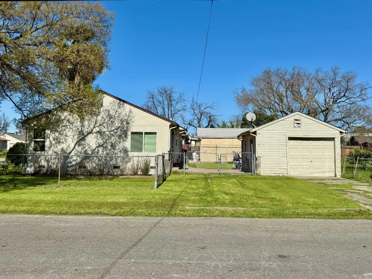 1004 Melbourne Avenue, Stockton, CA 95203 - #1