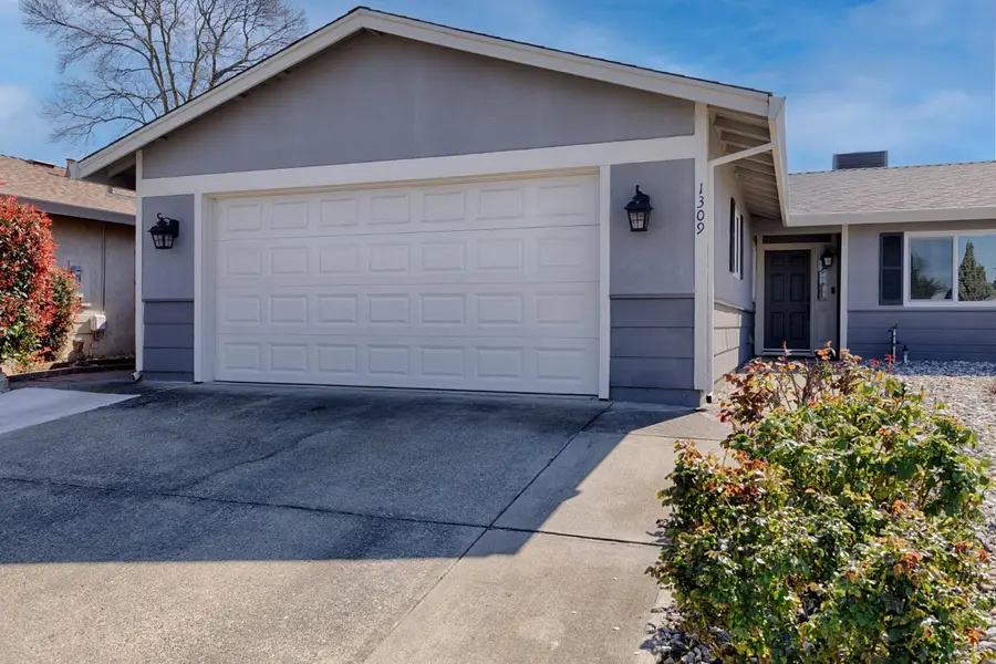 1309 Hickory Street, Roseville, CA 95678 - #3