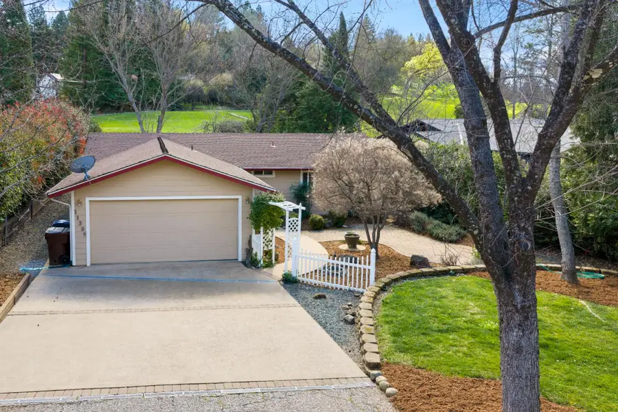 11389 Torrey Pines Drive, Auburn, CA 95602 - #2