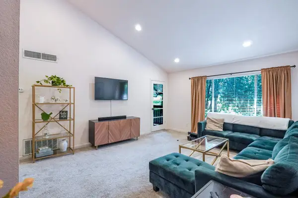 9160 Madison Avenue #44, Fair Oaks, CA 95628