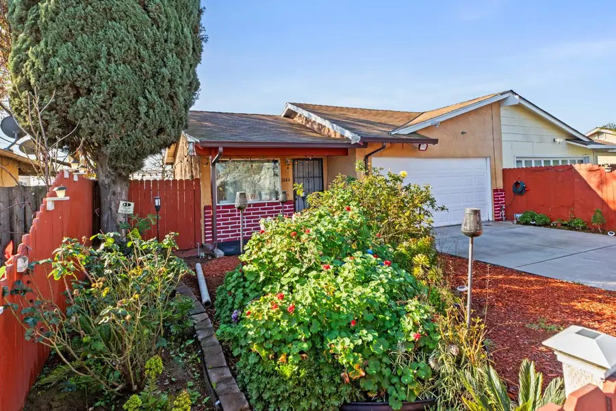 2644 San Ignacio Avenue, Modesto, CA 95354 - #3