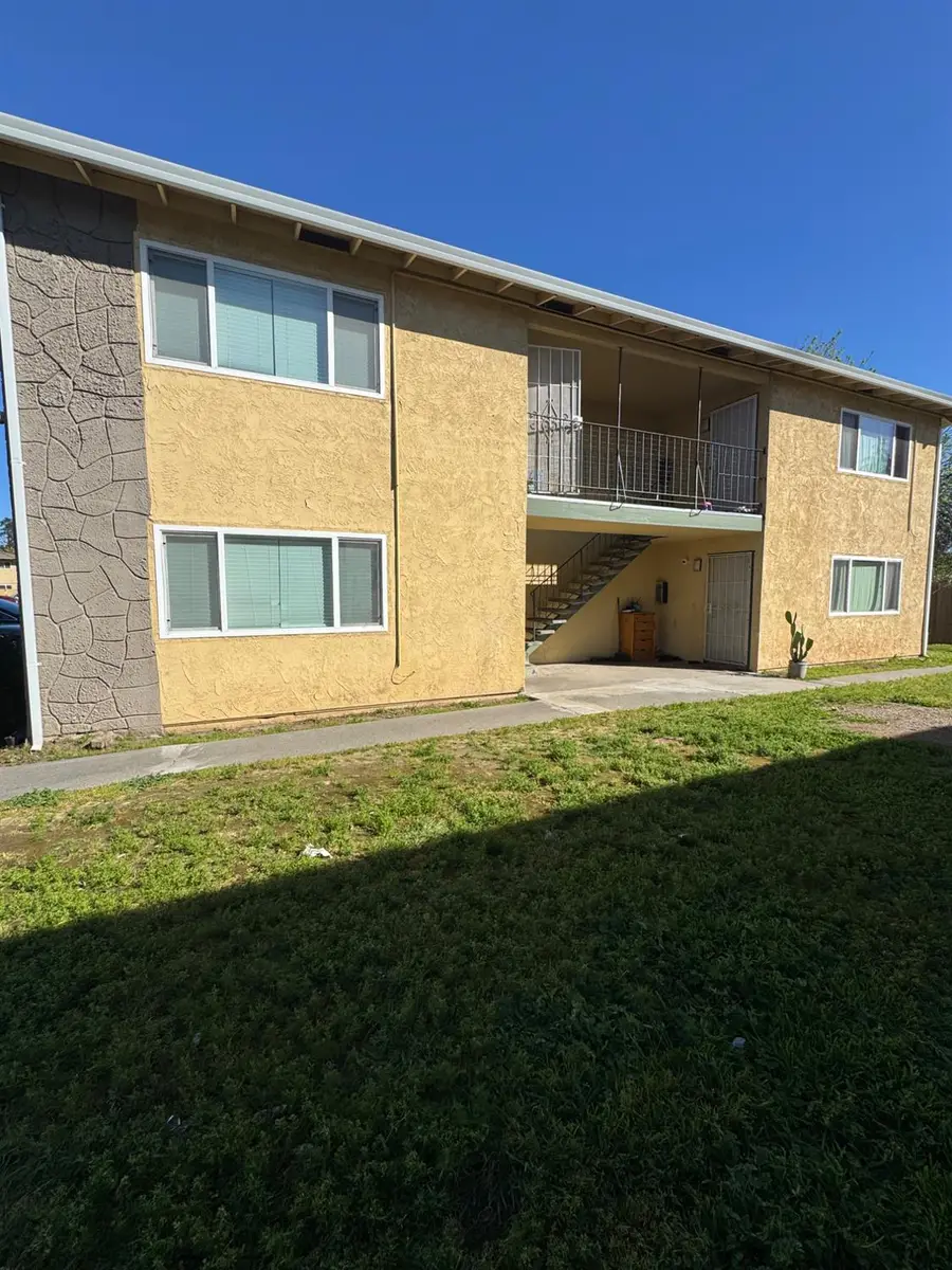 4540 Ashcroft Avenue, Sacramento, CA 95841 - #2