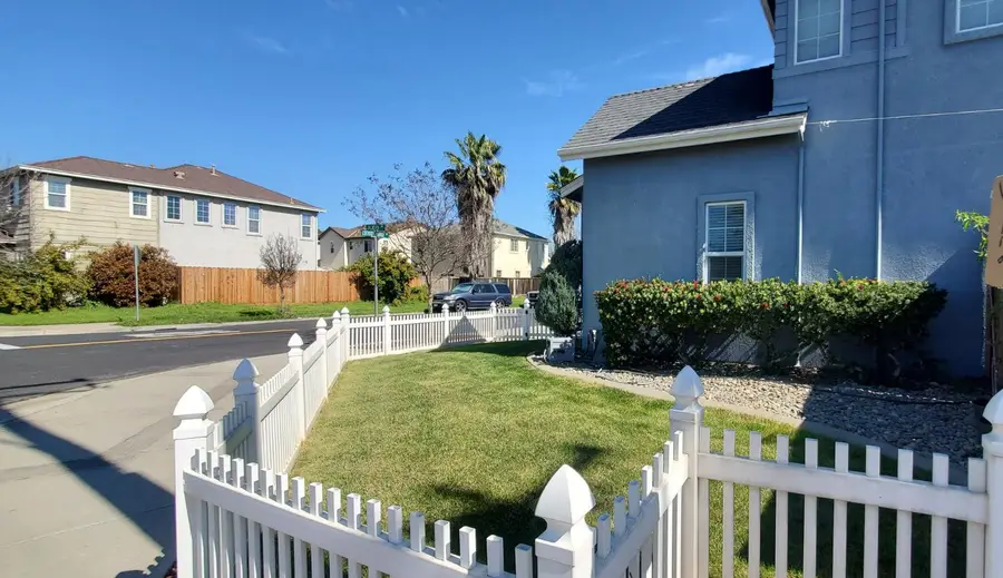 2602 Country Manor Drive, Riverbank, CA 95367 - #2