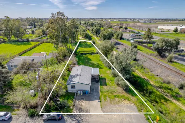 1524 2nd Avenue, Olivehurst, CA 95961