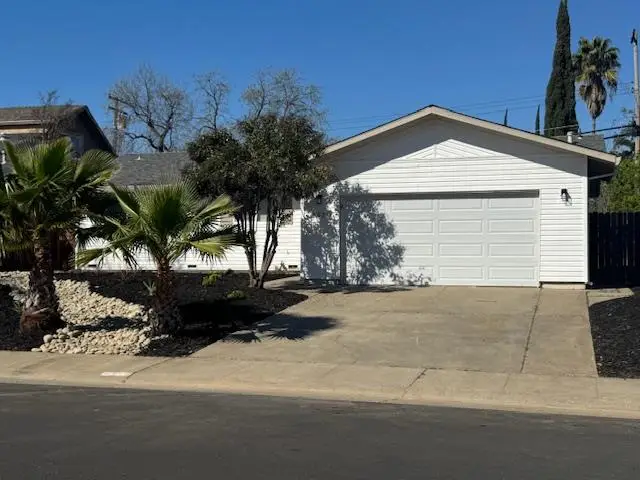 9031 Alderson Avenue, Sacramento, CA 95826 - #2