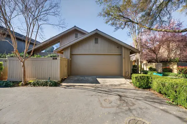 1911 Discovery Village Lane, Gold River, CA 95670