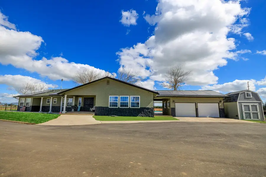 10606 Pioneer Avenue, Oakdale, CA 95361 - #2